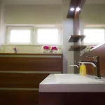 וילה Kolonia *